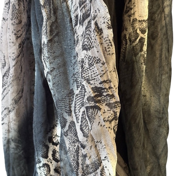Black Gray Infinity Scarf Animal Print Snake - Picture 3 of 4